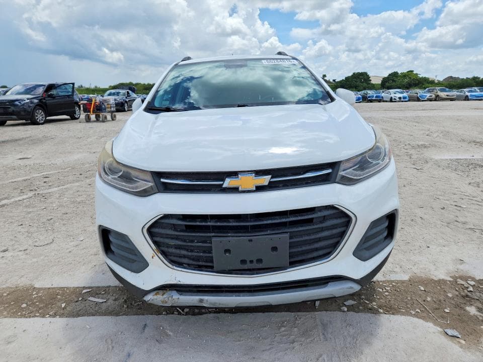 2018 CHEVROLET TRAX 1LT 5
