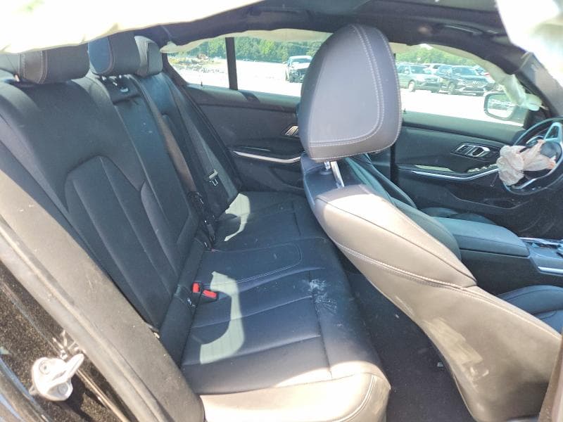2023 BMW 330E 10