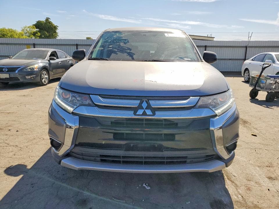 2017 MITSUBISHI OUTLANDER ES 5