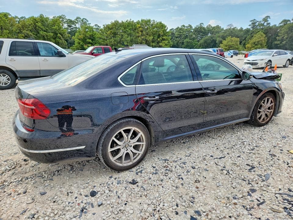 2018 VOLKSWAGEN PASSAT SE 3