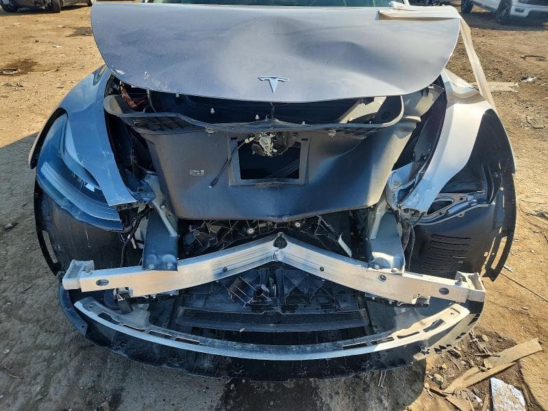 2024 TESLA MODEL Y 11