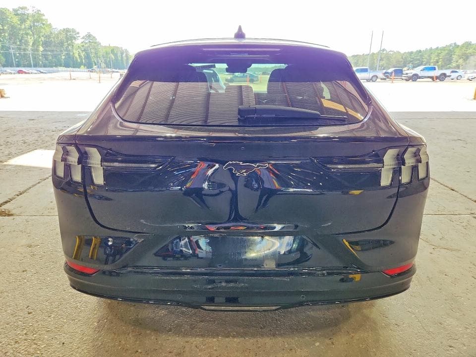 2021 FORD MUSTANG MACH-E PREMIUM 6