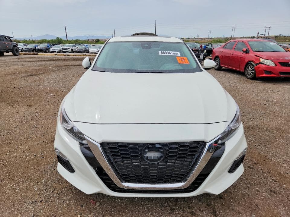 2019 NISSAN ALTIMA SV 5