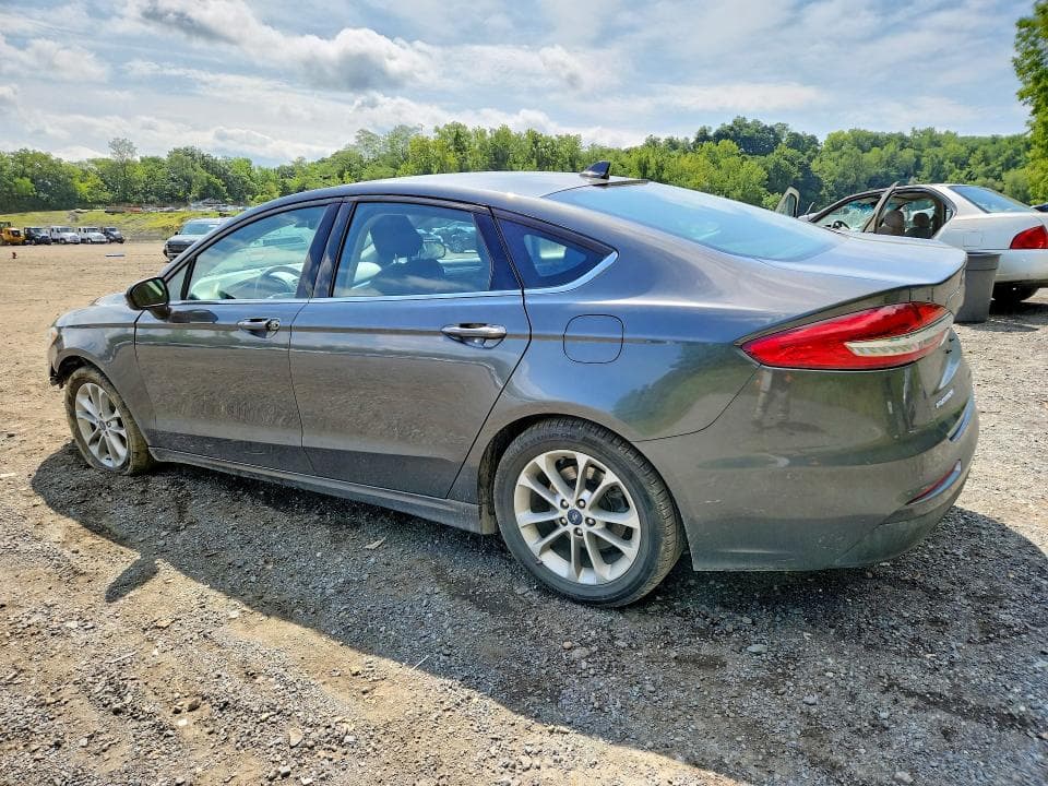 2020 FORD FUSION SE 2