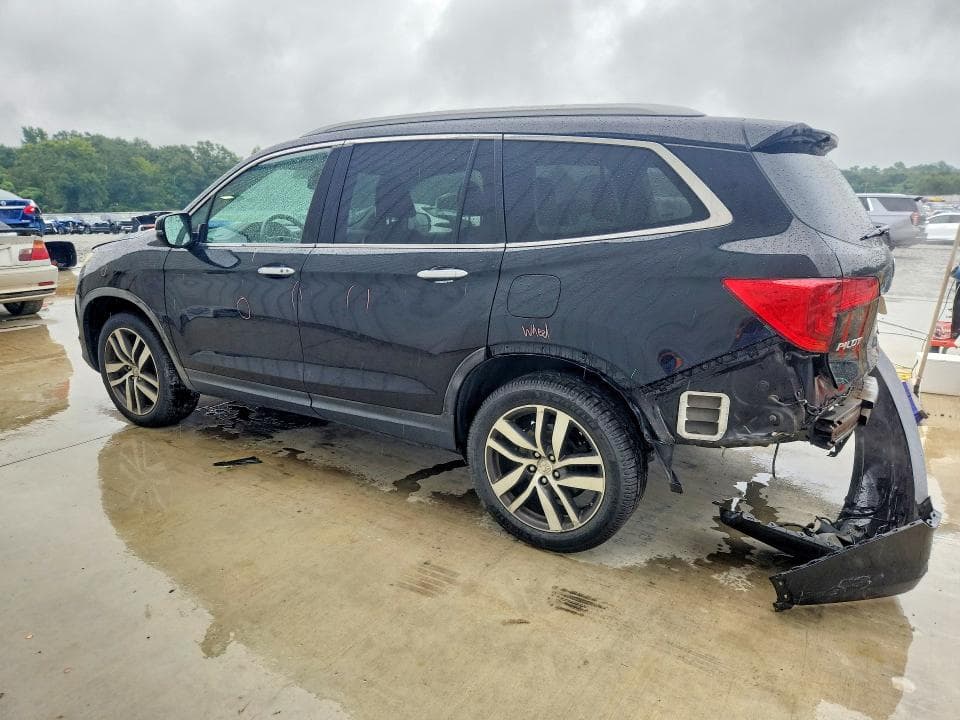 2017 HONDA PILOT TOURING 2