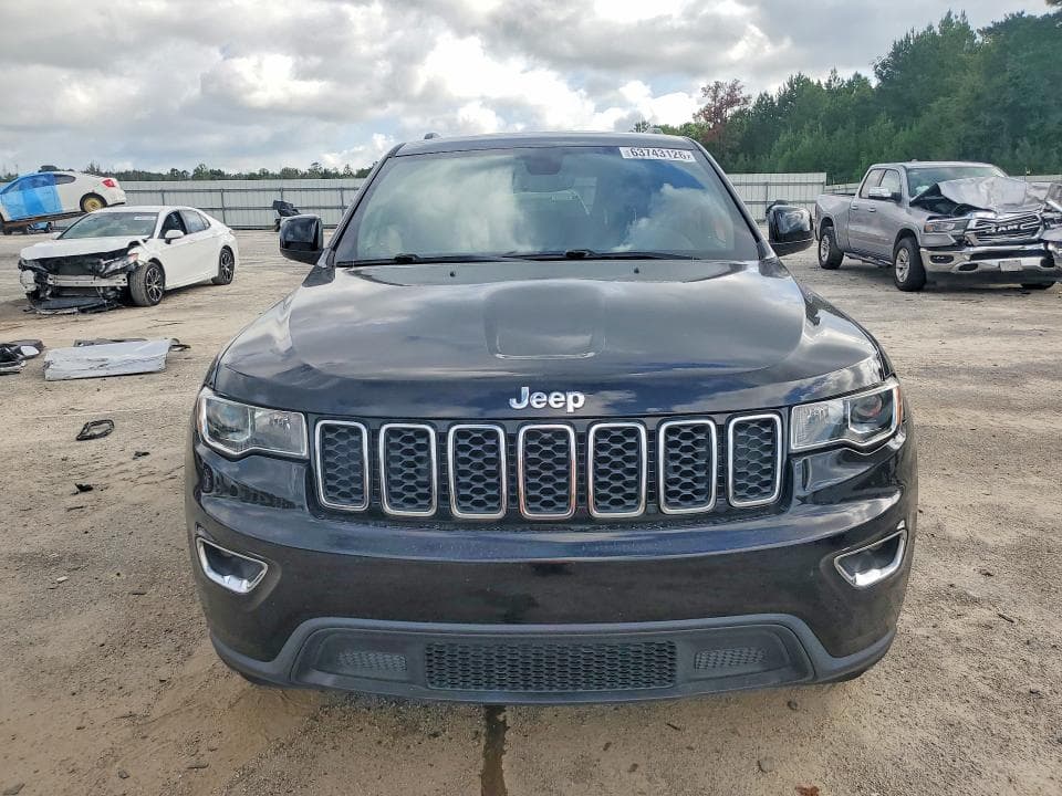2020 JEEP GRAND CHEROKEE LAREDO 5