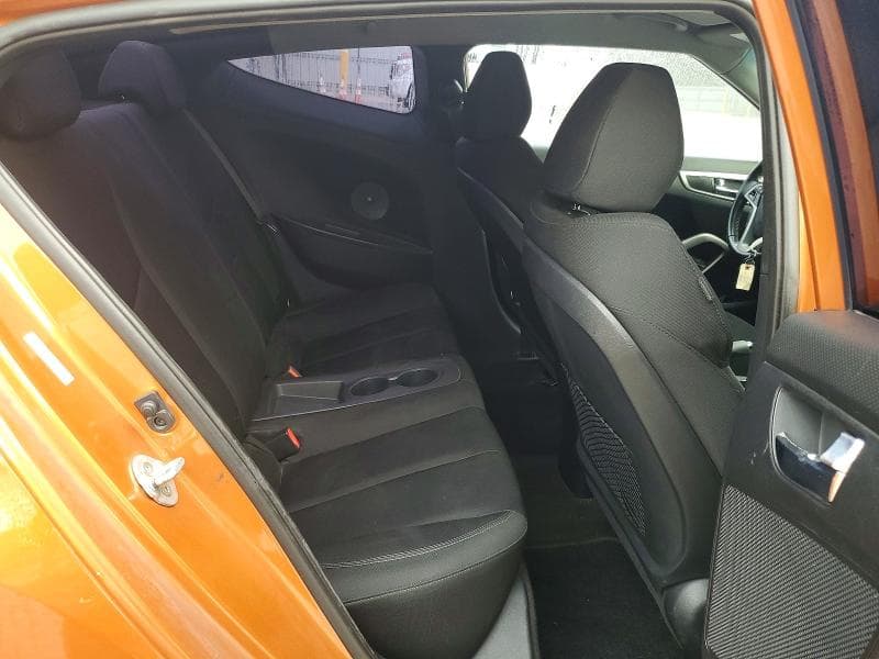 2017 HYUNDAI VELOSTER BASE 10