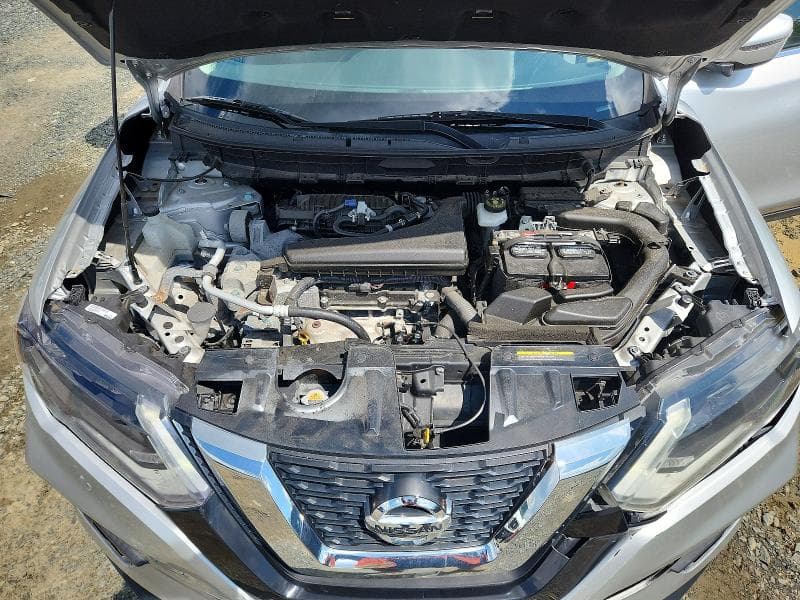 2017 NISSAN ROGUE SV 12
