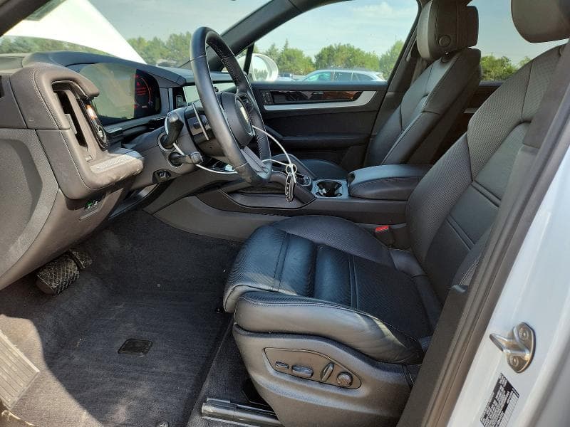 2024 PORSCHE CAYENNE 7