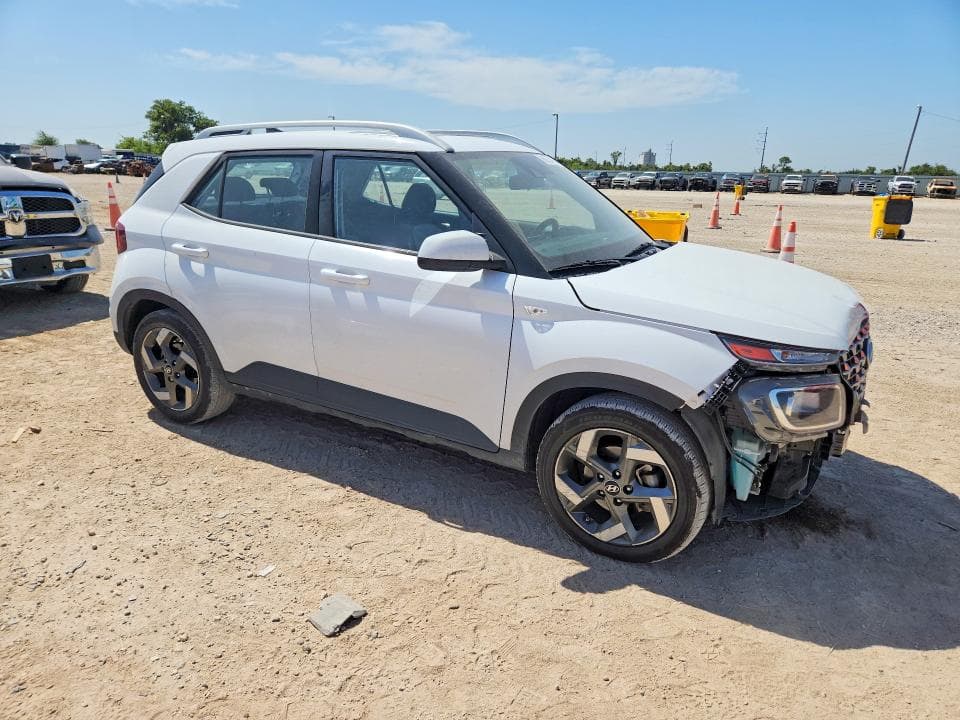 2022 HYUNDAI VENUE SEL 4
