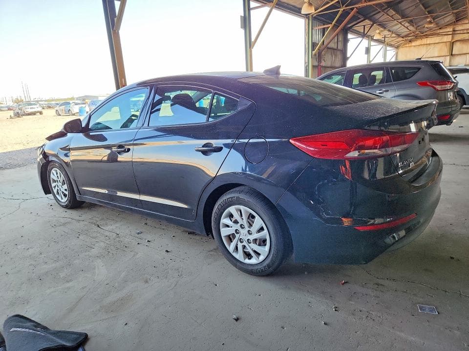 2017 HYUNDAI ELANTRA SE 2
