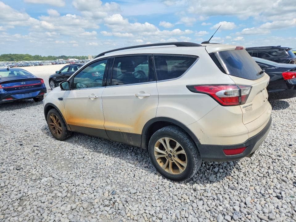2017 FORD ESCAPE SE 2