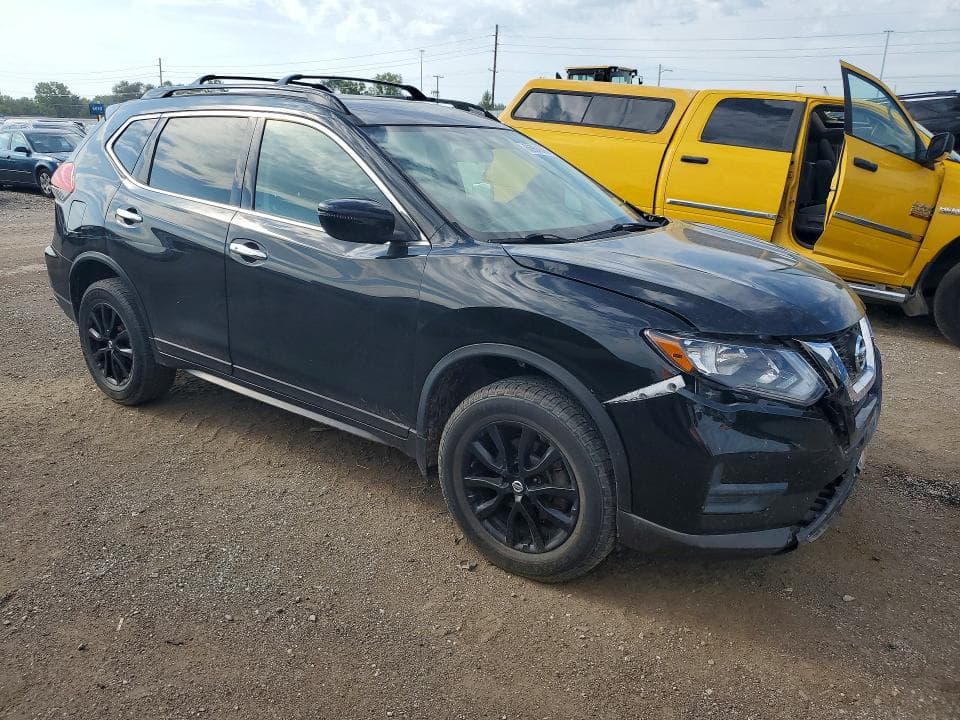 2017 NISSAN ROGUE SV 4