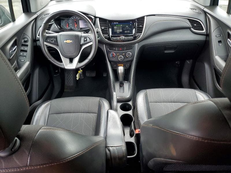 2018 CHEVROLET TRAX 1LT 8