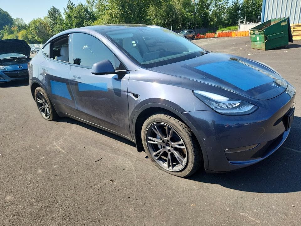 2021 TESLA MODEL Y 4