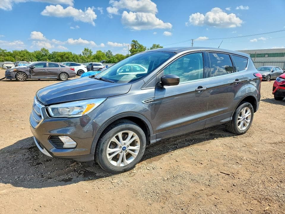 2019 FORD ESCAPE SE - 1