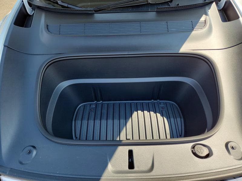 2026 TESLA MODEL Y 11