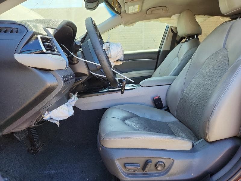 2018 TOYOTA CAMRY XSE 7