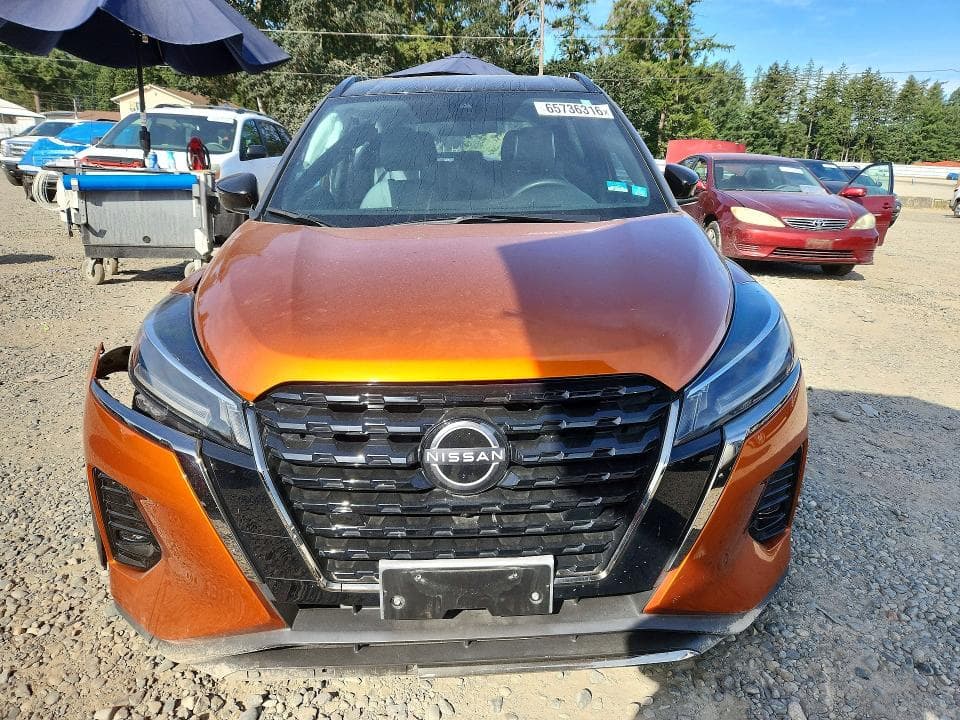 2023 NISSAN KICKS SR 5