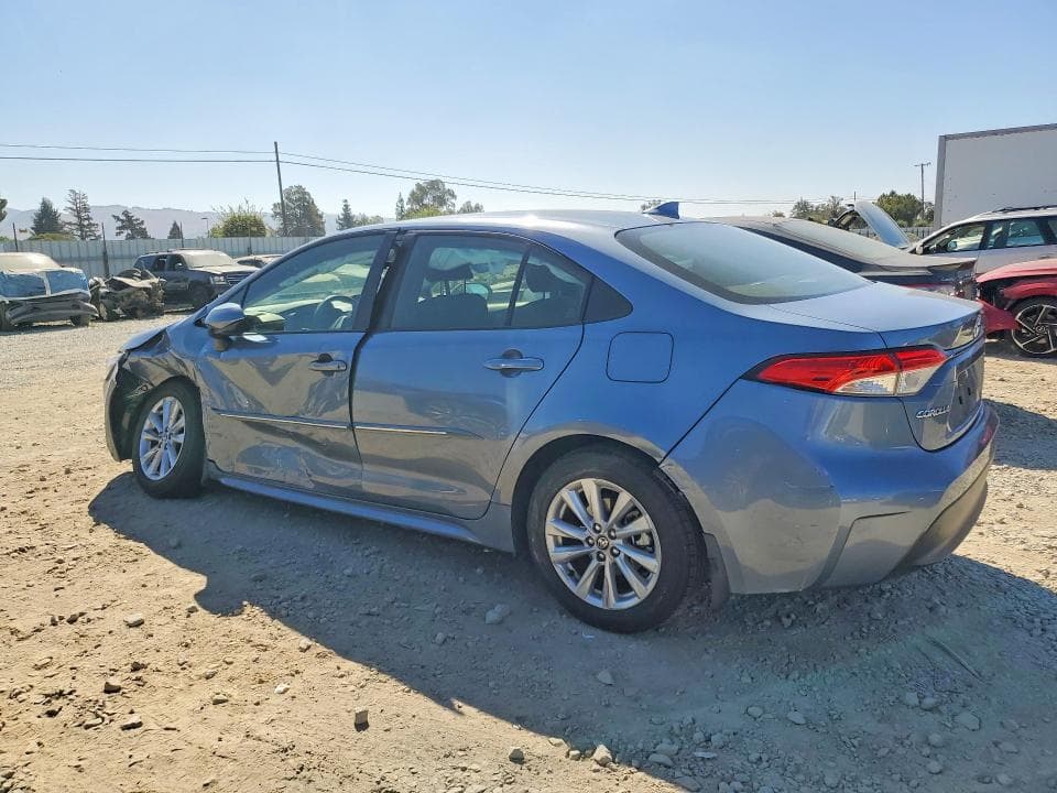 2024 TOYOTA COROLLA HYBRID LE 2