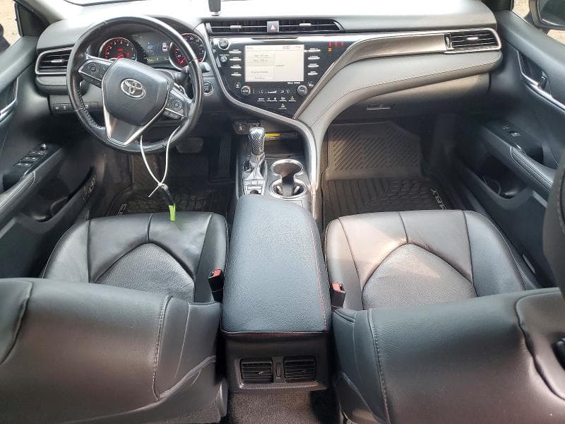 2019 TOYOTA CAMRY XSE 8