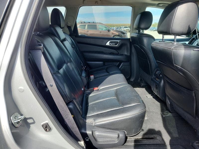 2017 NISSAN PATHFINDER SL 10