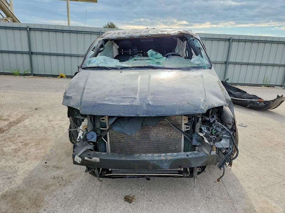 2019 DODGE GRAND CARAVAN GT 5