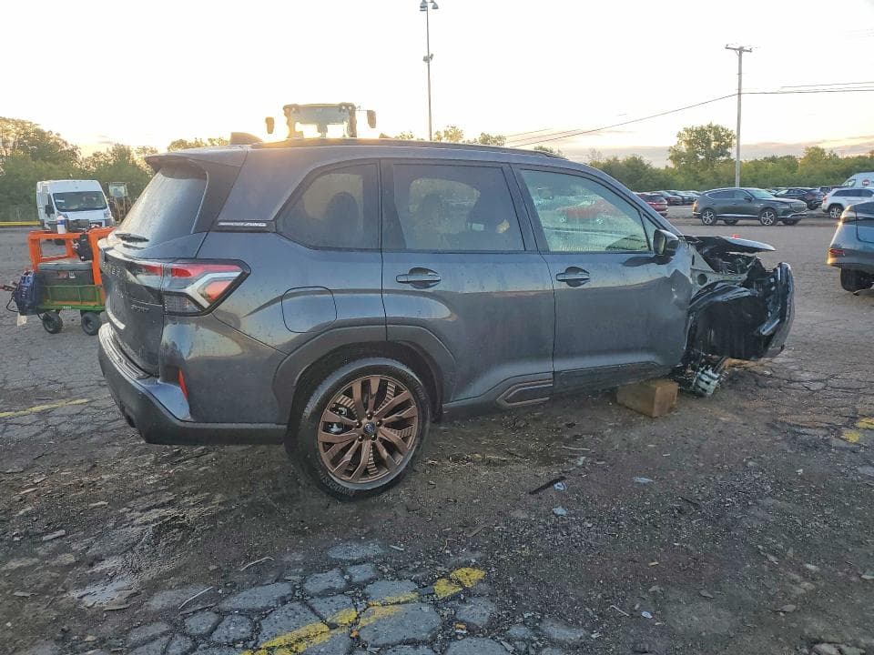 2025 SUBARU FORESTER SPORT 3