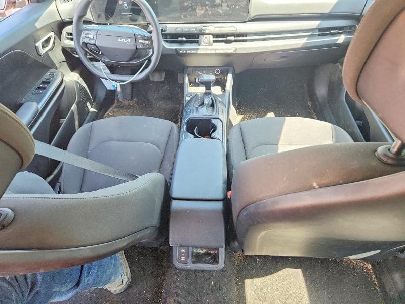 2026 KIA K4 LXS 8