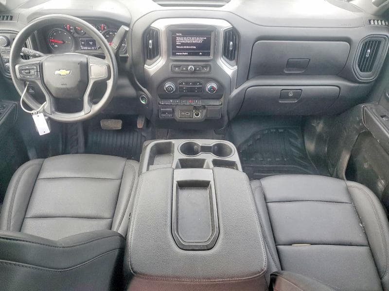2025 CHEVROLET SILVERADO K2500 HEAVY DUTY 8