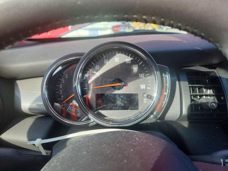 2020 MINI COOPER 9