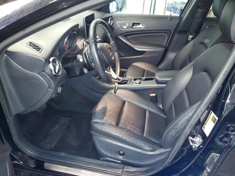 2018 MERCEDES-BENZ GLA 250 4MATIC 7