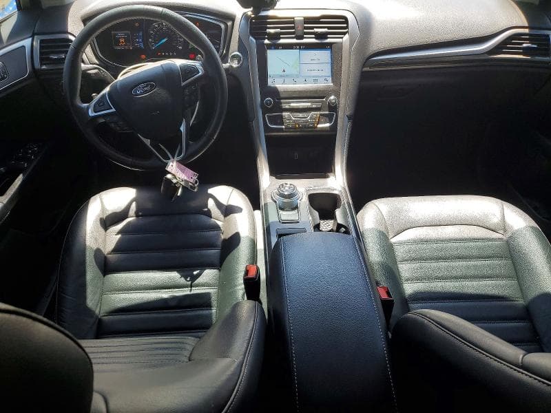 2017 FORD FUSION SE 8