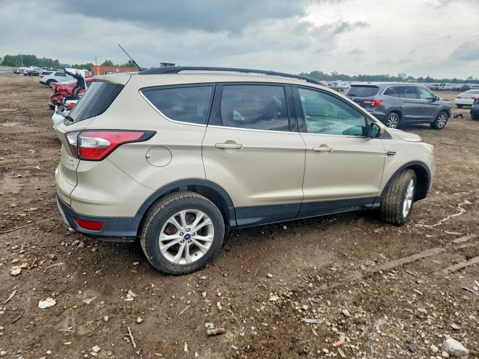 2018 FORD ESCAPE SE 3