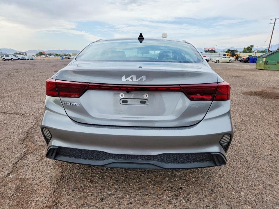 2022 KIA FORTE LXS 6