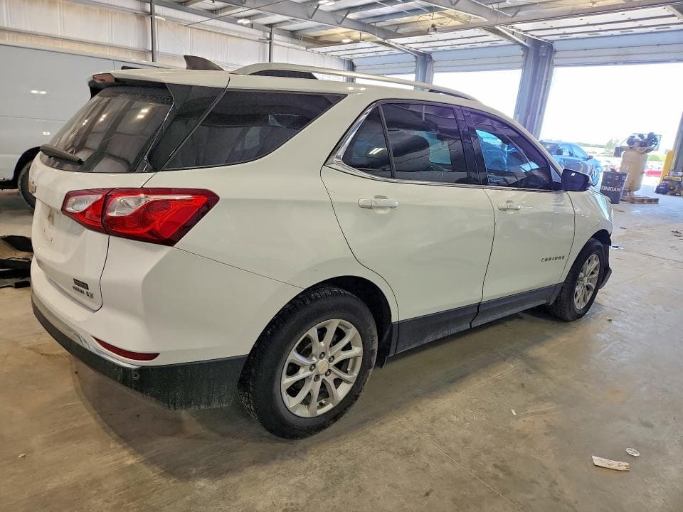 2018 CHEVROLET EQUINOX LT 3