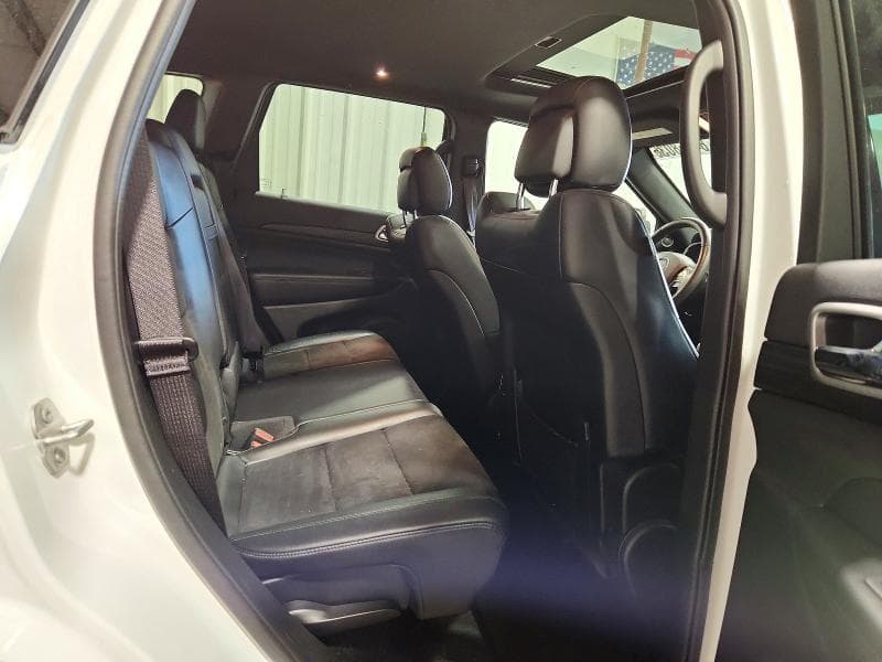 2022 JEEP GRAND CHEROKEE LAREDO E 11