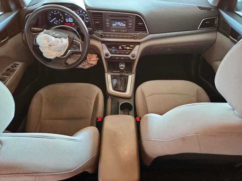 2018 HYUNDAI ELANTRA SE 8
