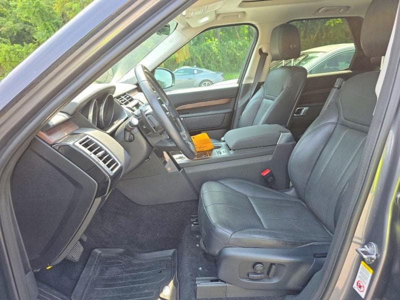 2017 LAND ROVER DISCOVERY SE 5