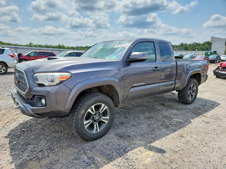 2018 TOYOTA TACOMA - 1