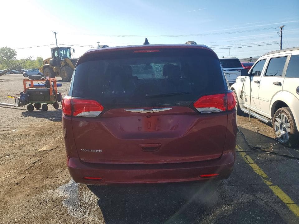 2021 CHRYSLER VOYAGER LXI 6