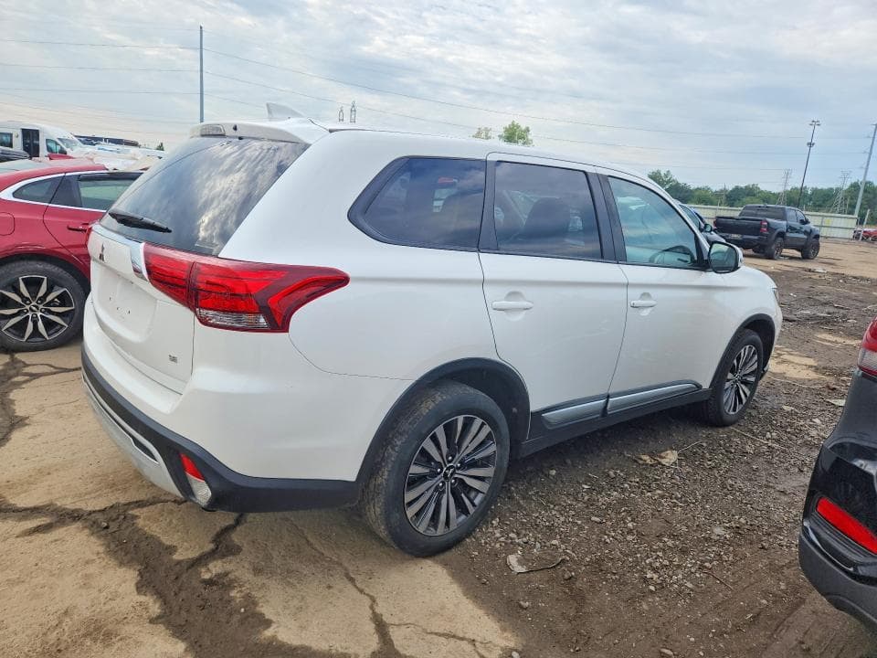 2020 MITSUBISHI OUTLANDER SE 3