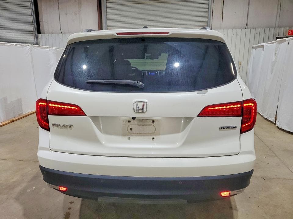 2018 HONDA PILOT TOURING 6