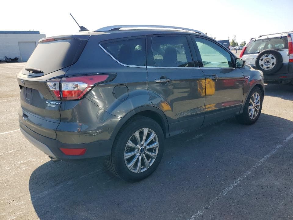 2018 FORD ESCAPE TITANIUM 3