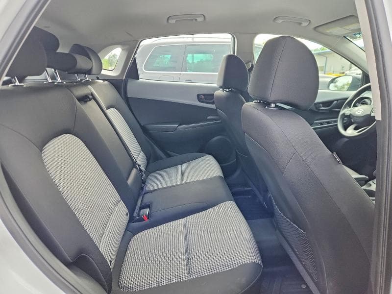 2019 HYUNDAI KONA SE 10