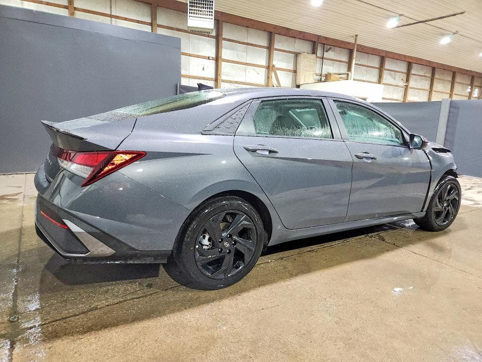 2026 HYUNDAI ELANTRA SEL SPORT 3