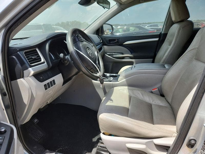 2019 TOYOTA HIGHLANDER LE 7