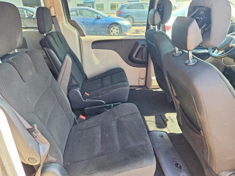 2017 DODGE GRAND CARAVAN SE 10