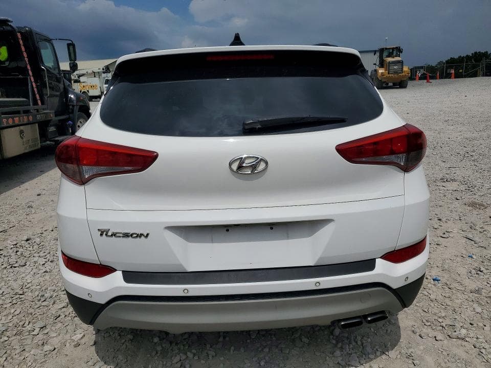 2018 HYUNDAI TUCSON VALUE 6