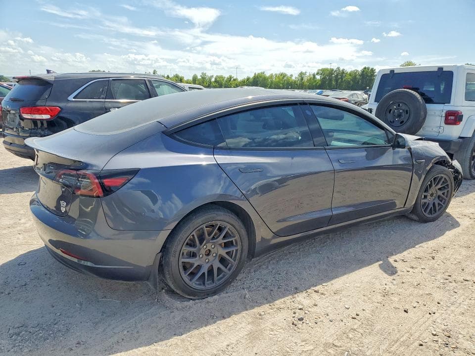 2023 TESLA MODEL 3 3